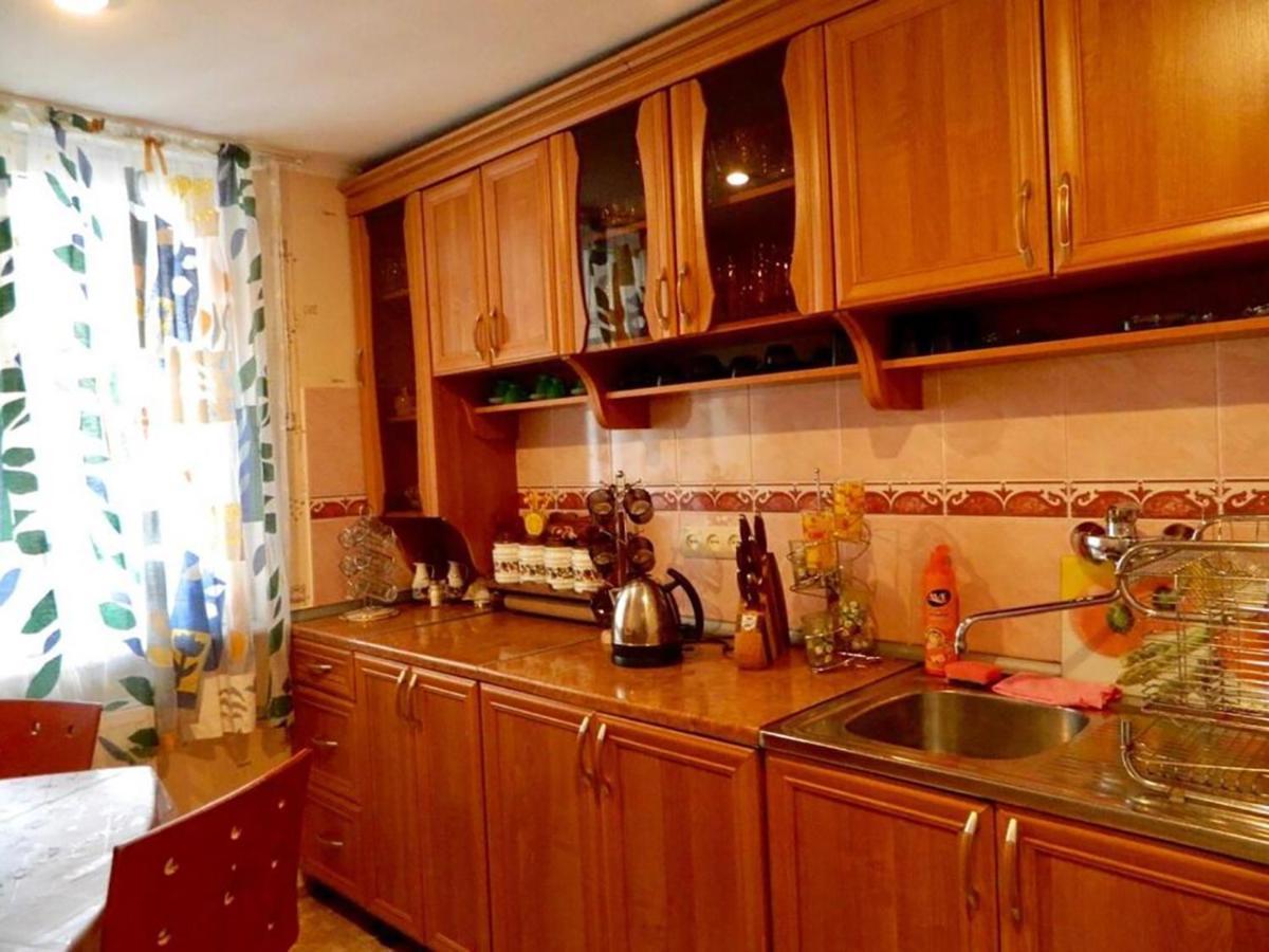 Erik'S Guest House Borjomi Bagian luar foto